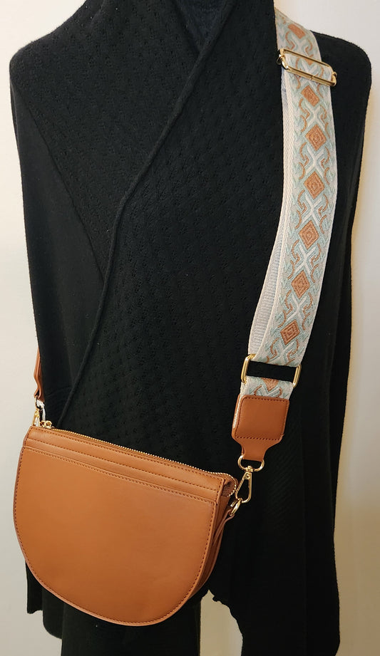 Calin Crossbody